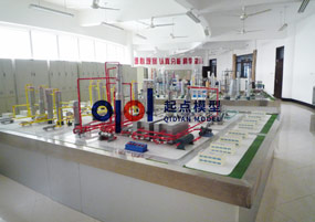 化工模型：展示化学工程原理的迷你工厂